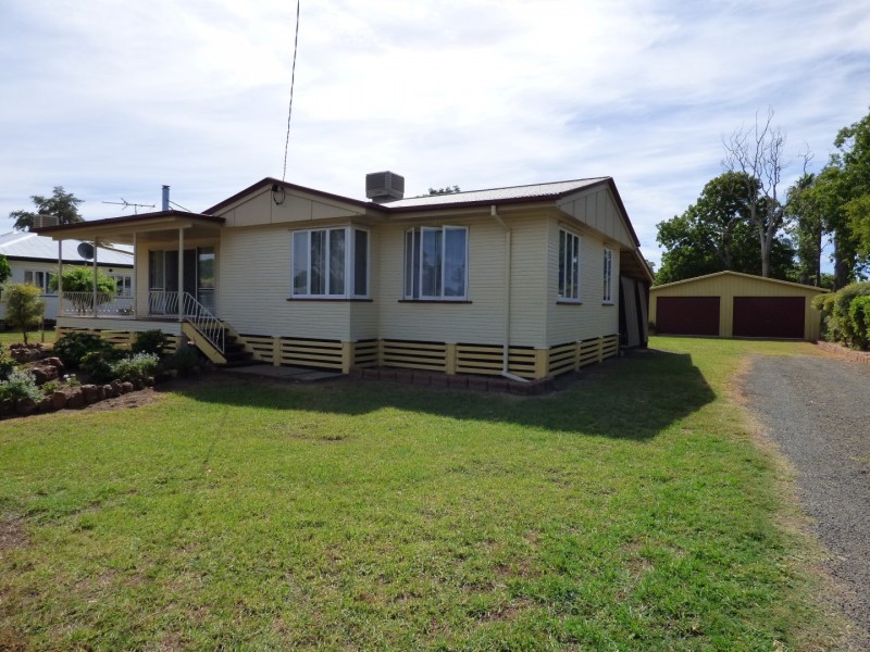 29 Church Street, St George QLD 4487