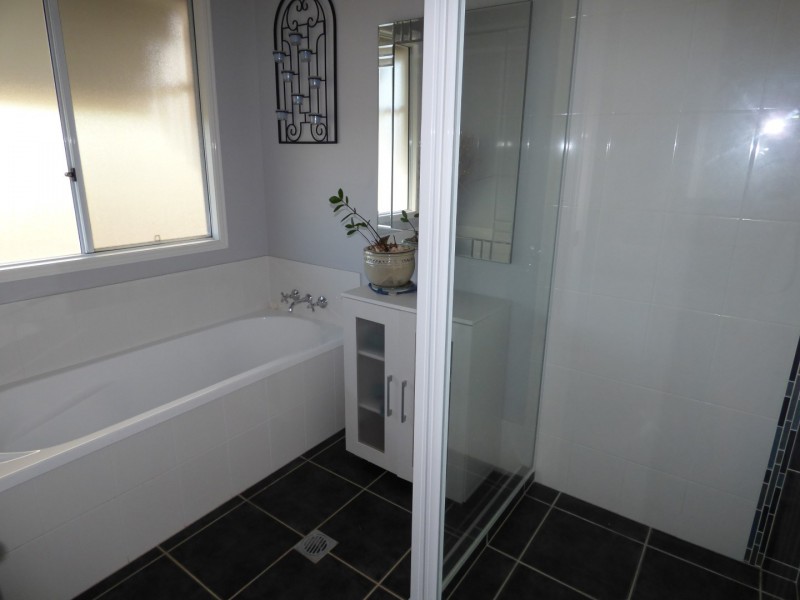 12166 CARNARVON HWY, St George QLD 4487