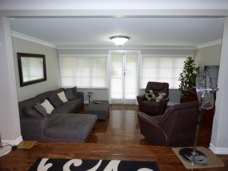 10 MCDONNELL AVE, St George QLD 4487