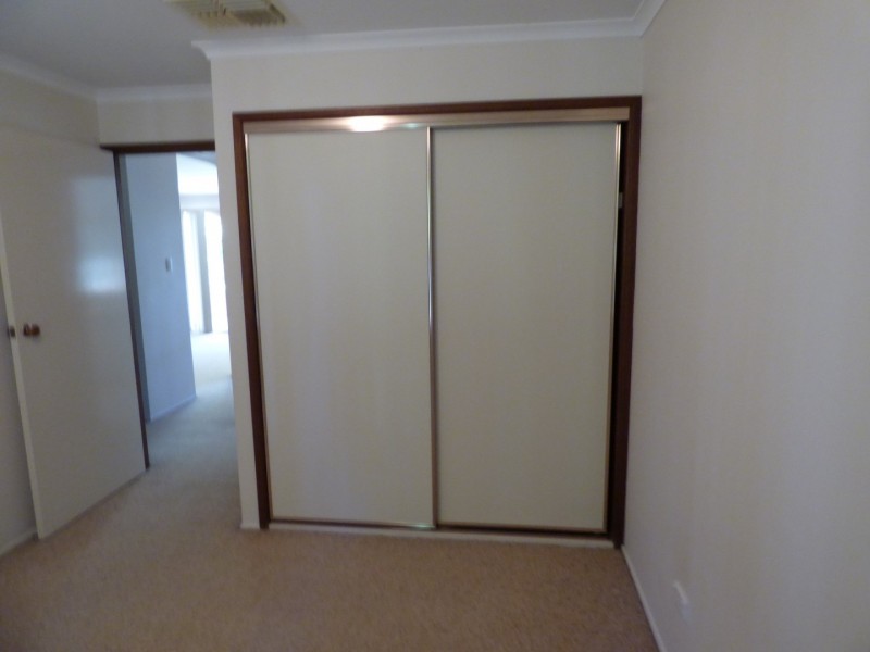 4 Cutler Court, St George QLD 4487