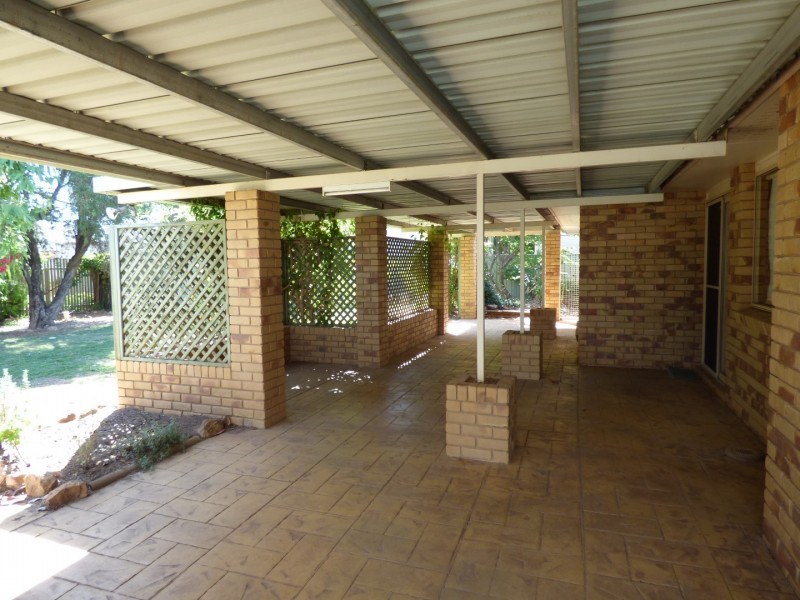 4 Cutler Court, St George QLD 4487