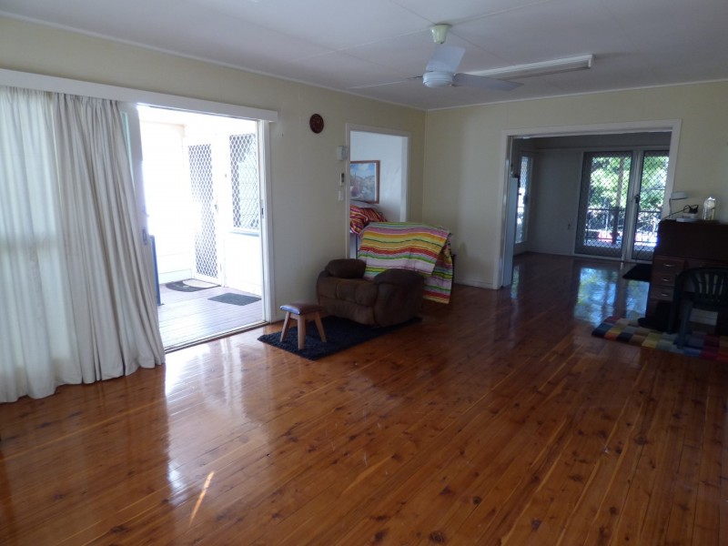 14 Balonne Street, St George QLD 4487