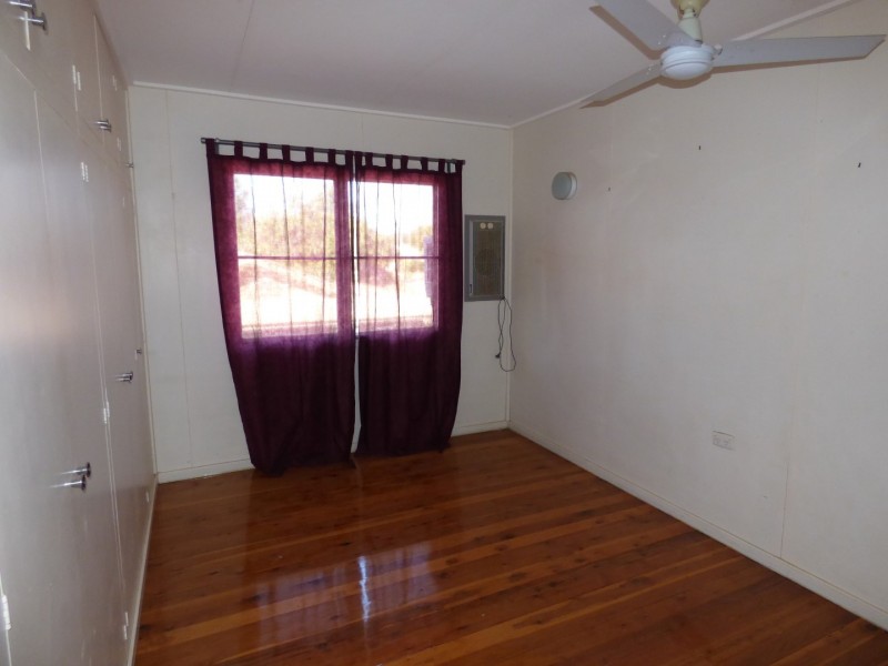 14 Balonne Street, St George QLD 4487