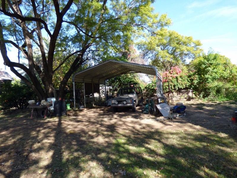 14 Balonne Street, St George QLD 4487