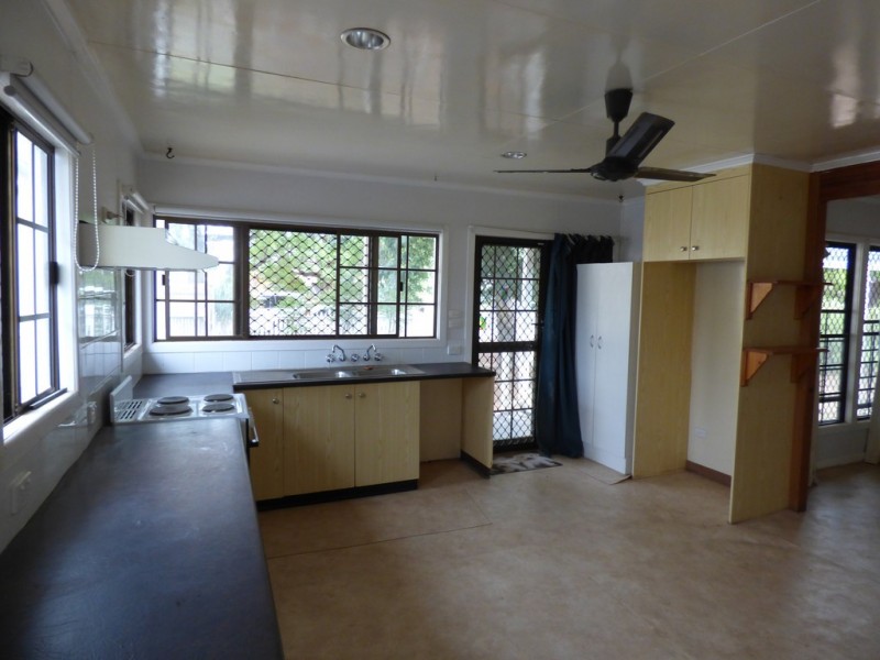 19 Balonne Street, St George QLD 4487