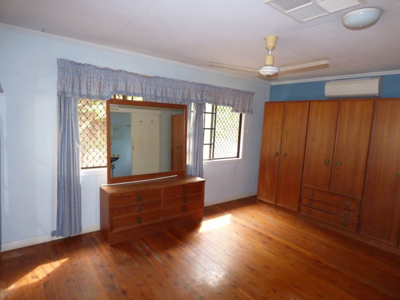 19 Balonne Street, St George QLD 4487