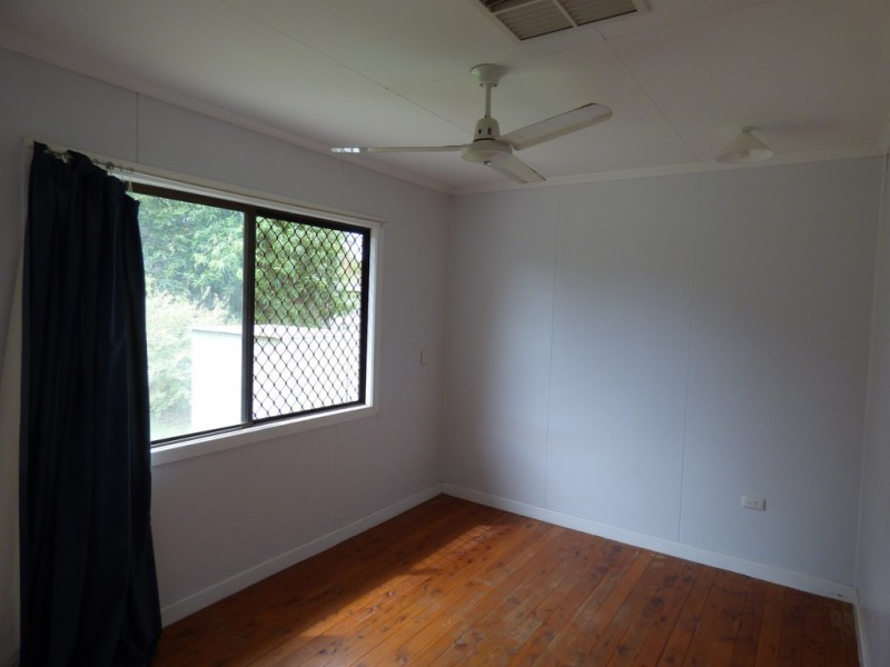 19 Balonne Street, St George QLD 4487