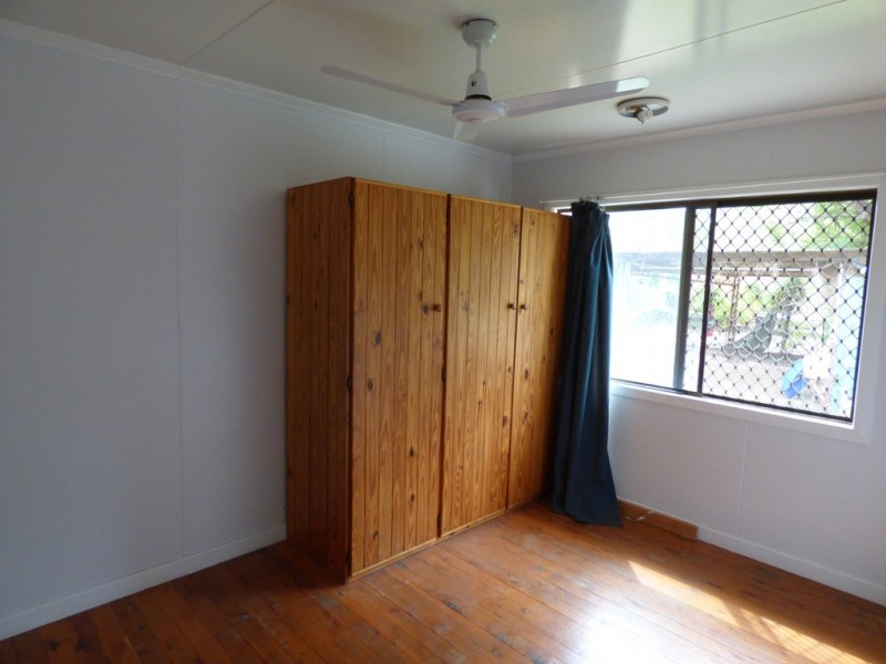 19 Balonne Street, St George QLD 4487