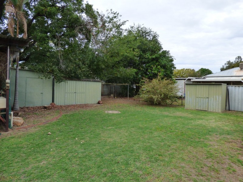 19 Balonne Street, St George QLD 4487