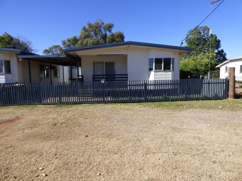Unit 1, 25 Hutt Street, St George QLD 4487