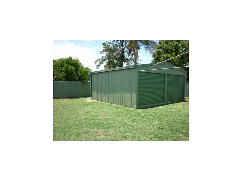 208 VICTORIA STREET, St George QLD 4487
