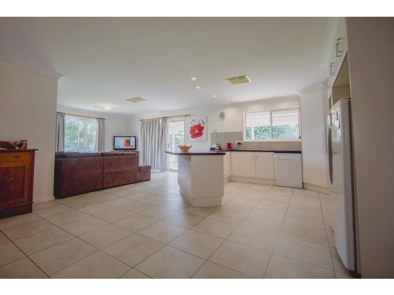 17 Kilroy Street, St George QLD 4487