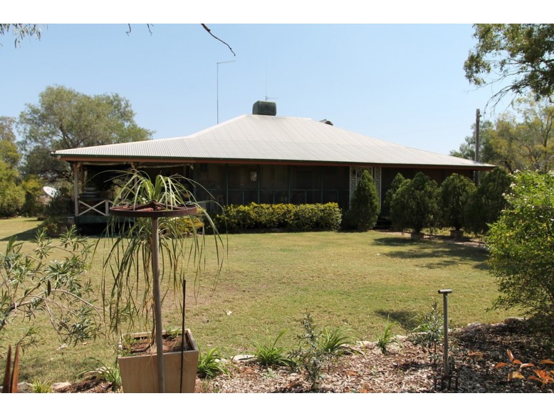 410 Booligar Road, Dirranbandi QLD 4486