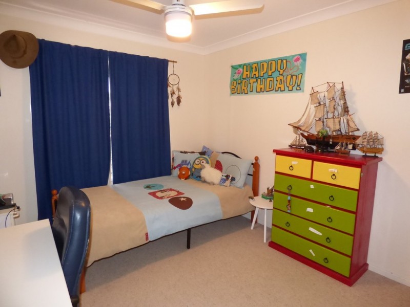 15 Taylor Street, St George QLD 4487