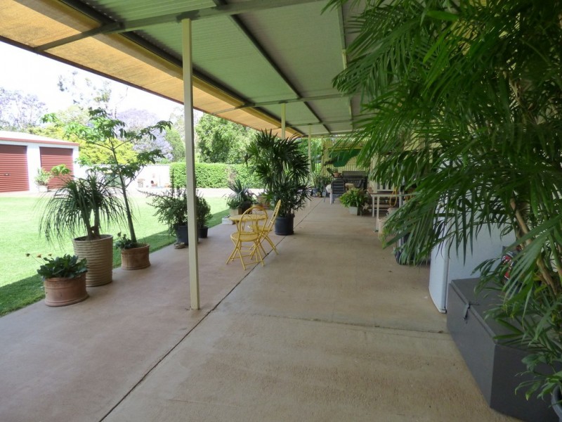 15 Taylor Street, St George QLD 4487