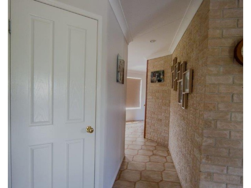 18 TAYLOR STREET, St George QLD 4487