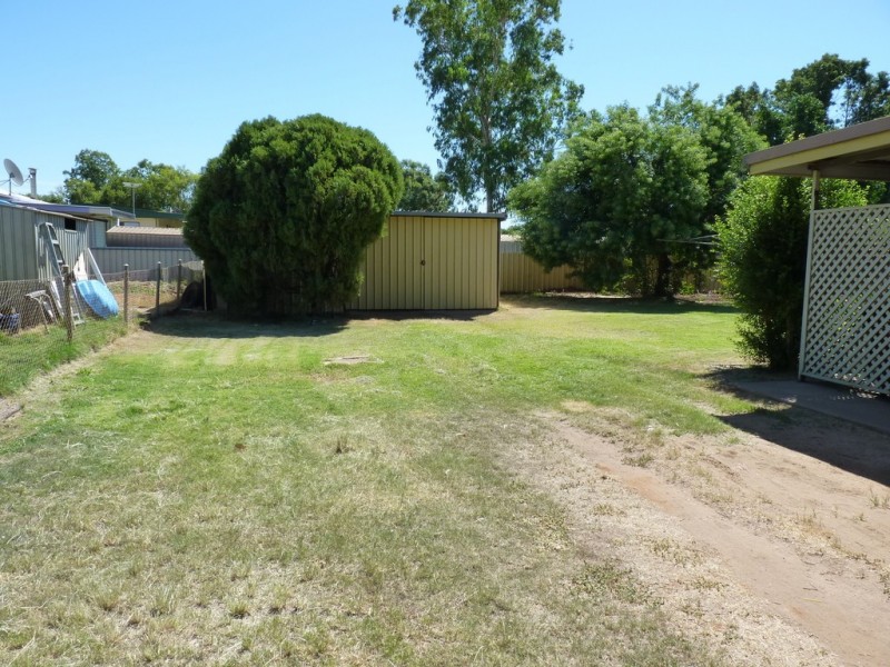 69 Arthur Street, St George QLD 4487