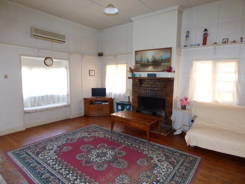 101 VICTORIA STREET, St George QLD 4487