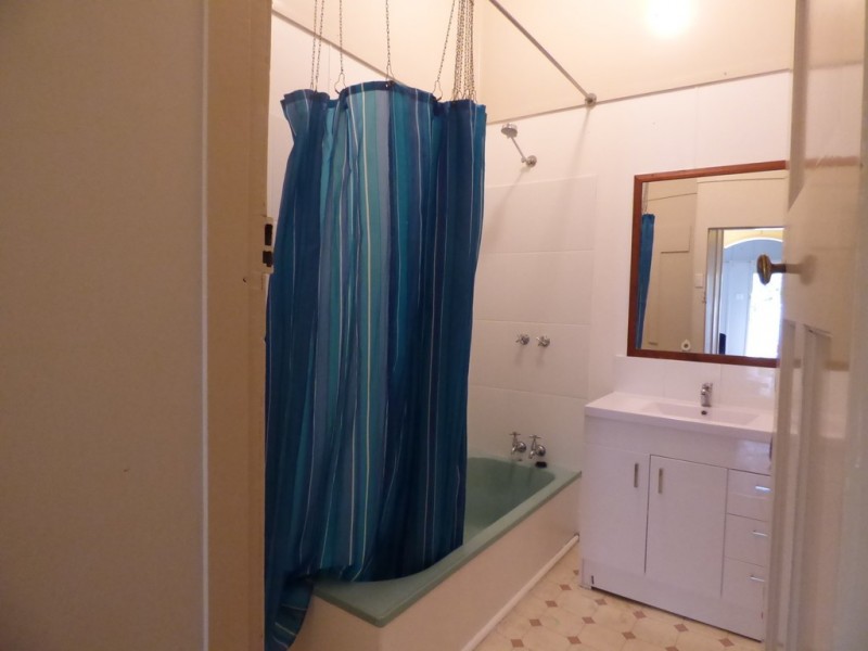 101 VICTORIA STREET, St George QLD 4487