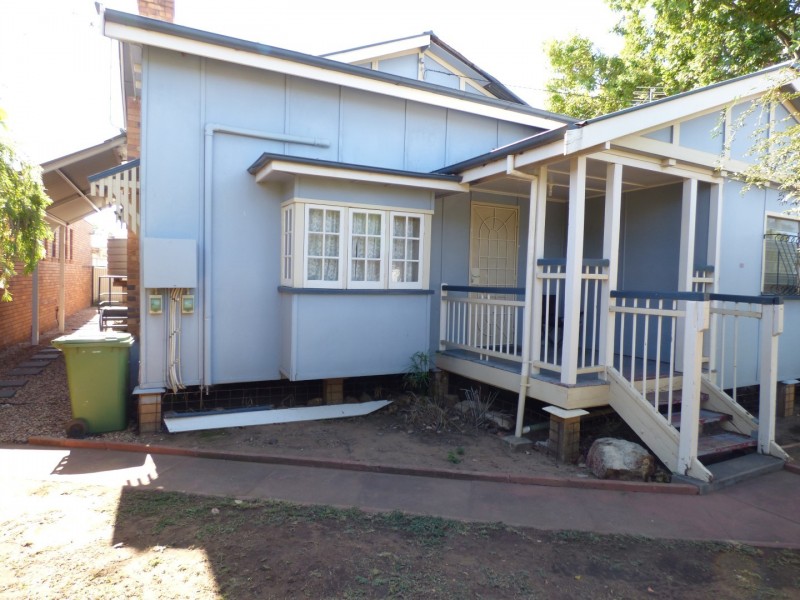 101 VICTORIA STREET, St George QLD 4487