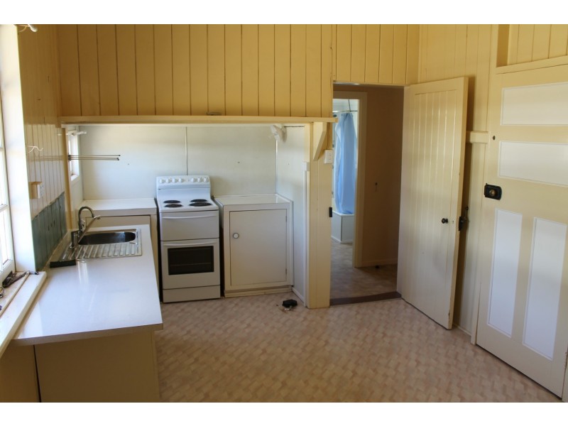 71 VICTORIA STREET, St George QLD 4487