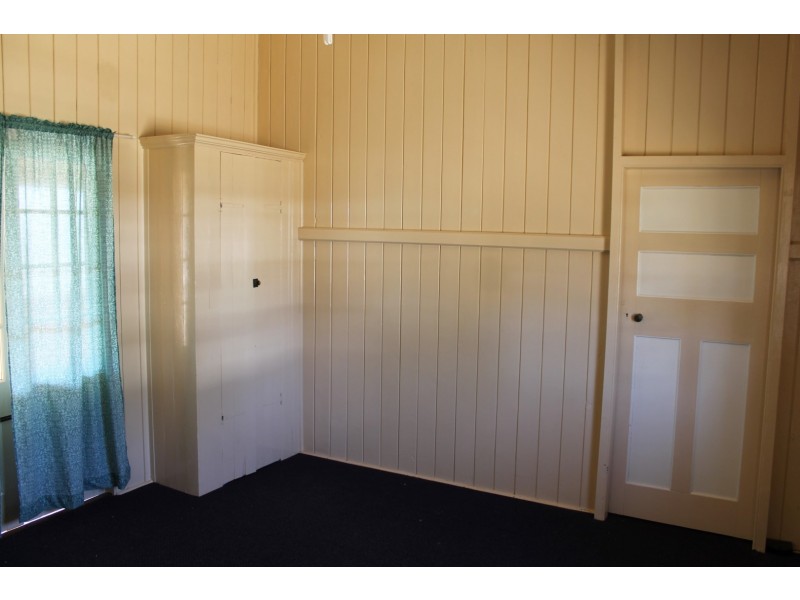 71 VICTORIA STREET, St George QLD 4487