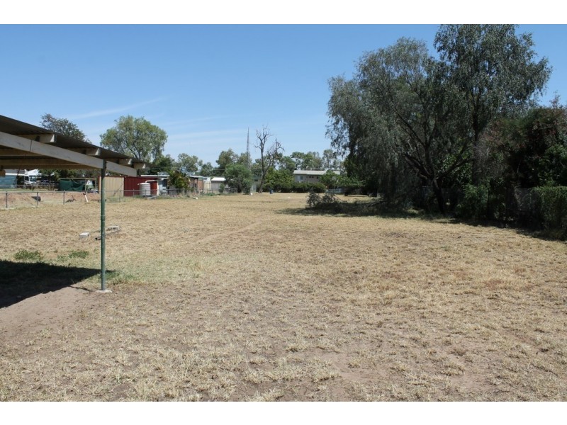 71 VICTORIA STREET, St George QLD 4487