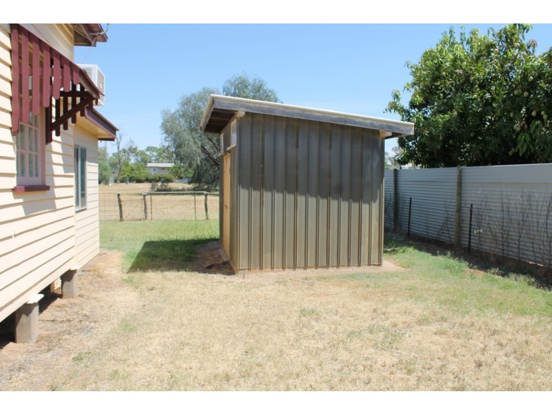 71 VICTORIA STREET, St George QLD 4487