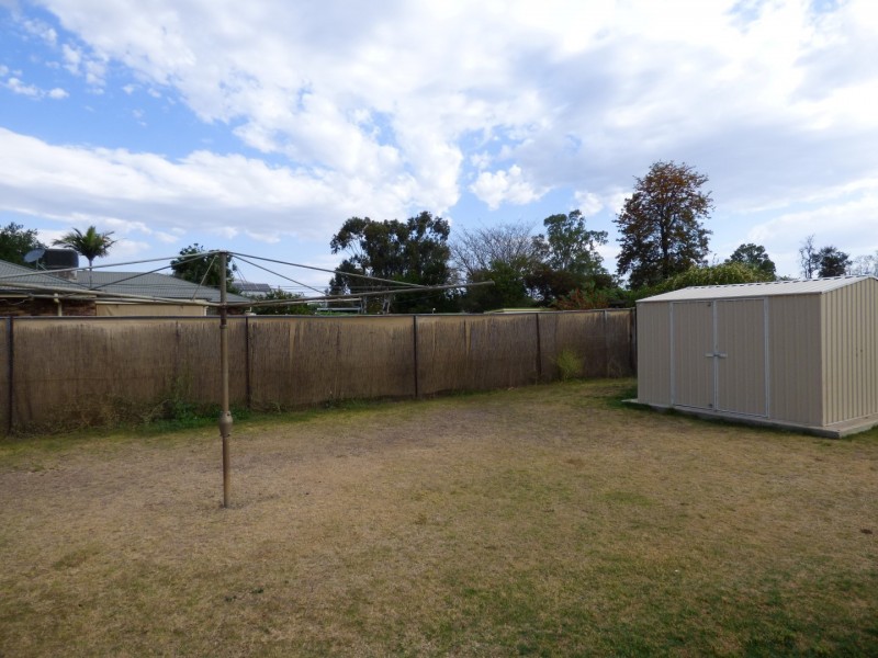 98 ALFRED STREET, St George QLD 4487