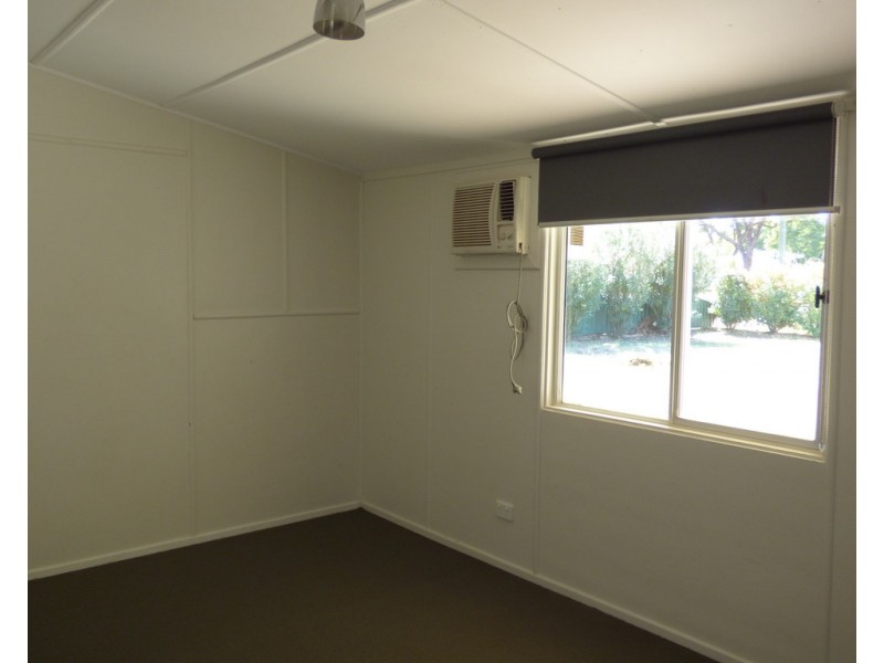 58 CHURCH STREET, St George QLD 4487