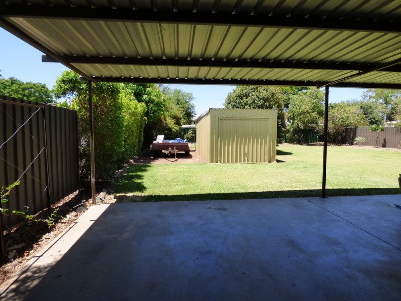 16 Victoria Street, St George QLD 4487