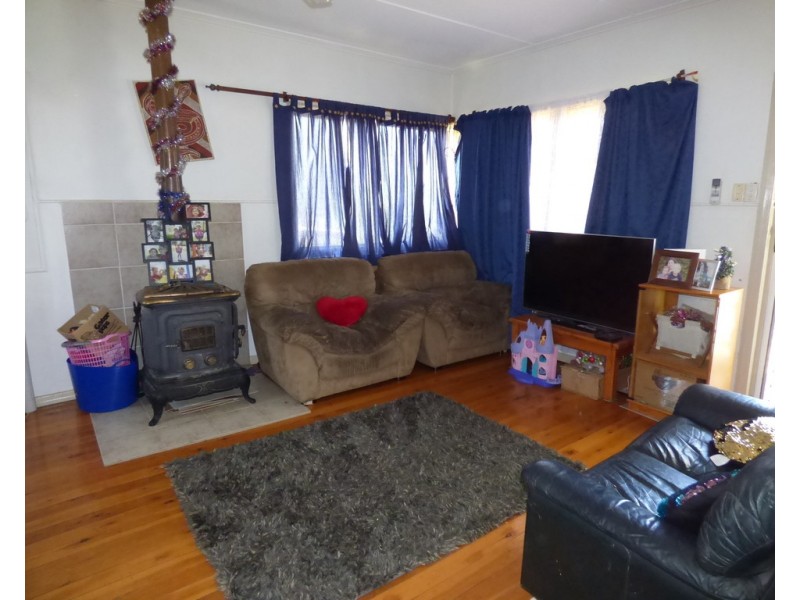 73 Scott Street, St George QLD 4487