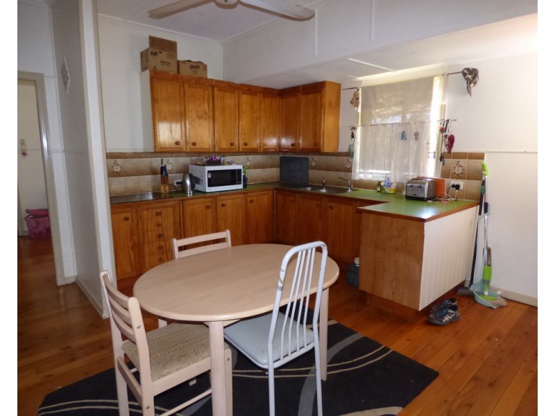 73 Scott Street, St George QLD 4487