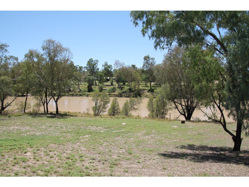 117 WHYENBAH ROAD, St George QLD 4487