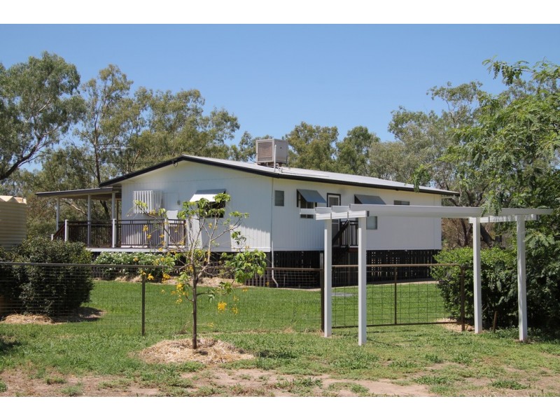 117 WHYENBAH ROAD, St George QLD 4487