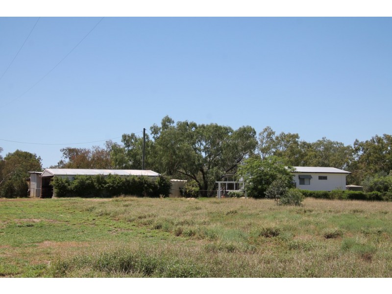 117 WHYENBAH ROAD, St George QLD 4487