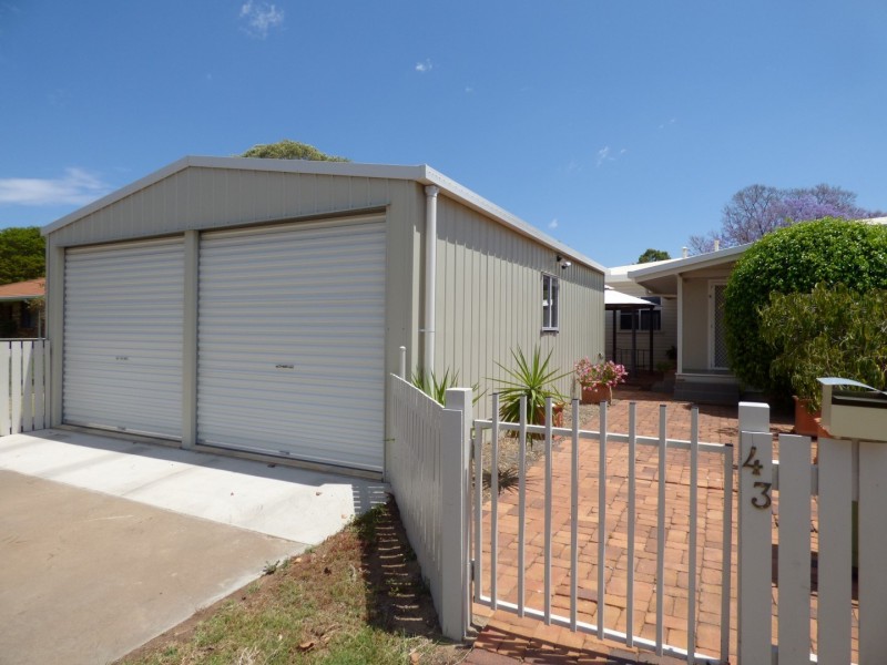 43-45 Victoria Street, St George QLD 4487