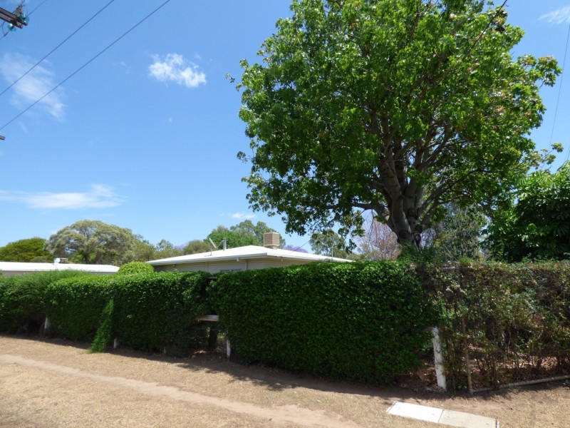 43-45 Victoria Street, St George QLD 4487