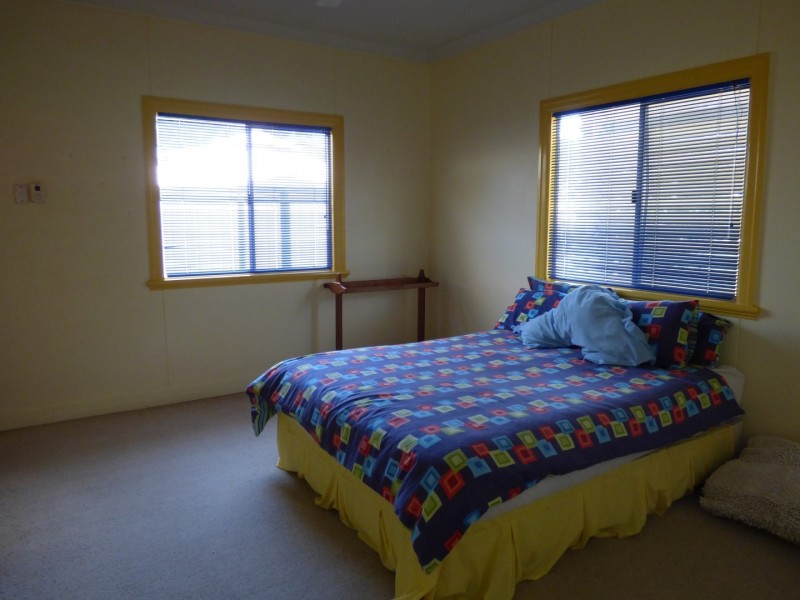 43-45 Victoria Street, St George QLD 4487