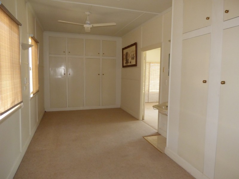 43-45 Victoria Street, St George QLD 4487