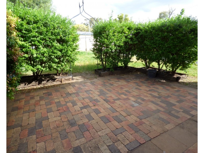 82 Alfred Street, St George QLD 4487