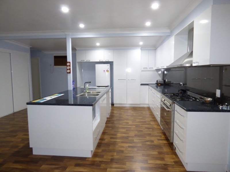 75 Church Street, St George QLD 4487