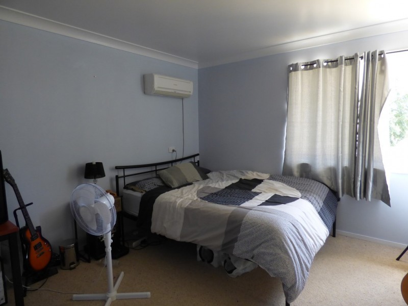 75 Church Street, St George QLD 4487