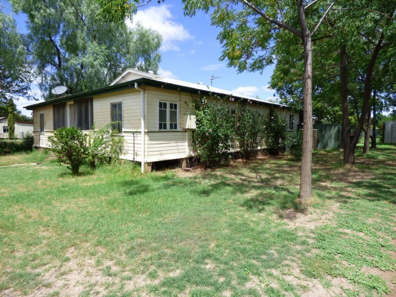 66 Scott Street, St George QLD 4487