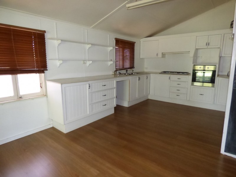 66 Scott Street, St George QLD 4487