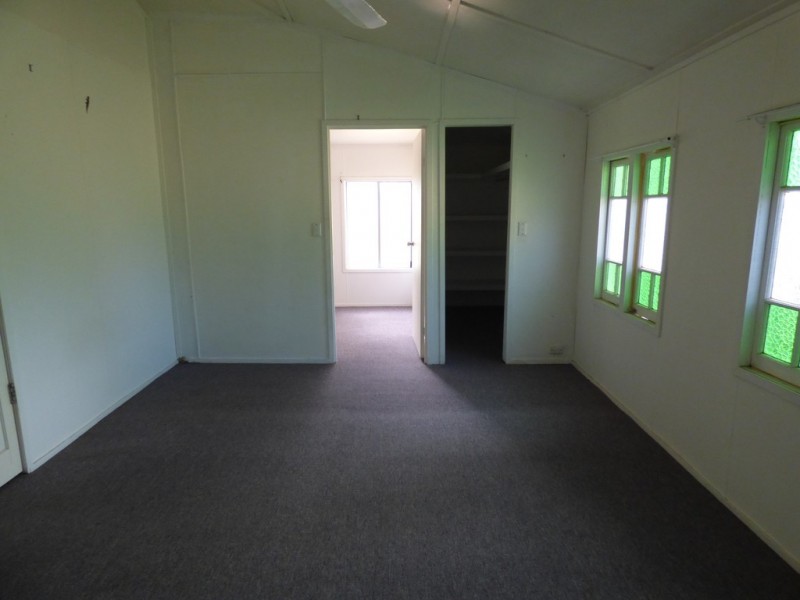 66 Scott Street, St George QLD 4487