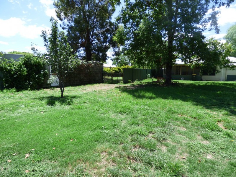 66 Scott Street, St George QLD 4487