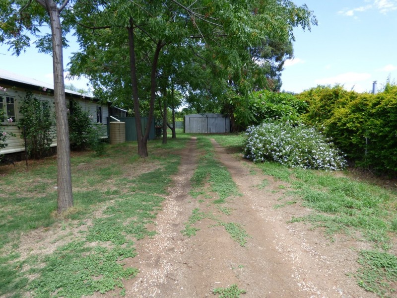 66 Scott Street, St George QLD 4487