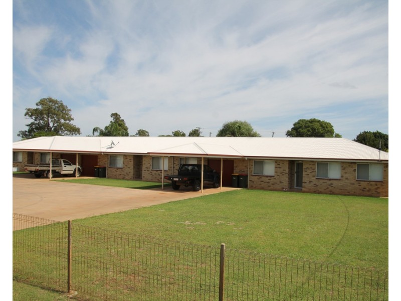 2 Taylor Street, St George QLD 4487