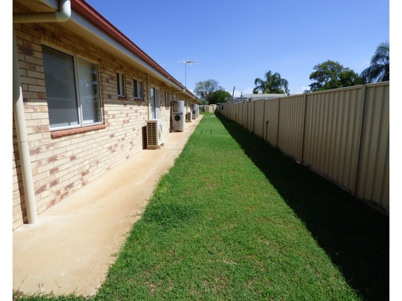 2 Taylor Street, St George QLD 4487